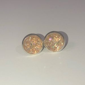 Clear Rock Stone Earrings